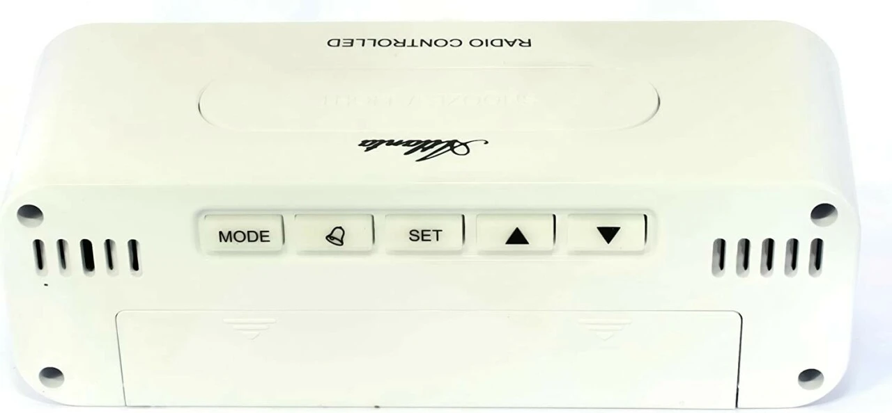 ATLANTA Réveil Digital Blanc Radio-piloté éclairage Bleu Avec Jour, Date Et Température 4 ATLANTA Réveil Digital Blanc Radio-piloté éclairage Bleu Avec Jour, Date Et Température – Image 4