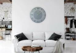 Grande Horloge Murale Ronde En Bois Chiffres En Relief 50 Cm 7 Grande Horloge Murale Ronde En Bois Chiffres En Relief 50 Cm -1001 Pendules Boutique 30065 large 1